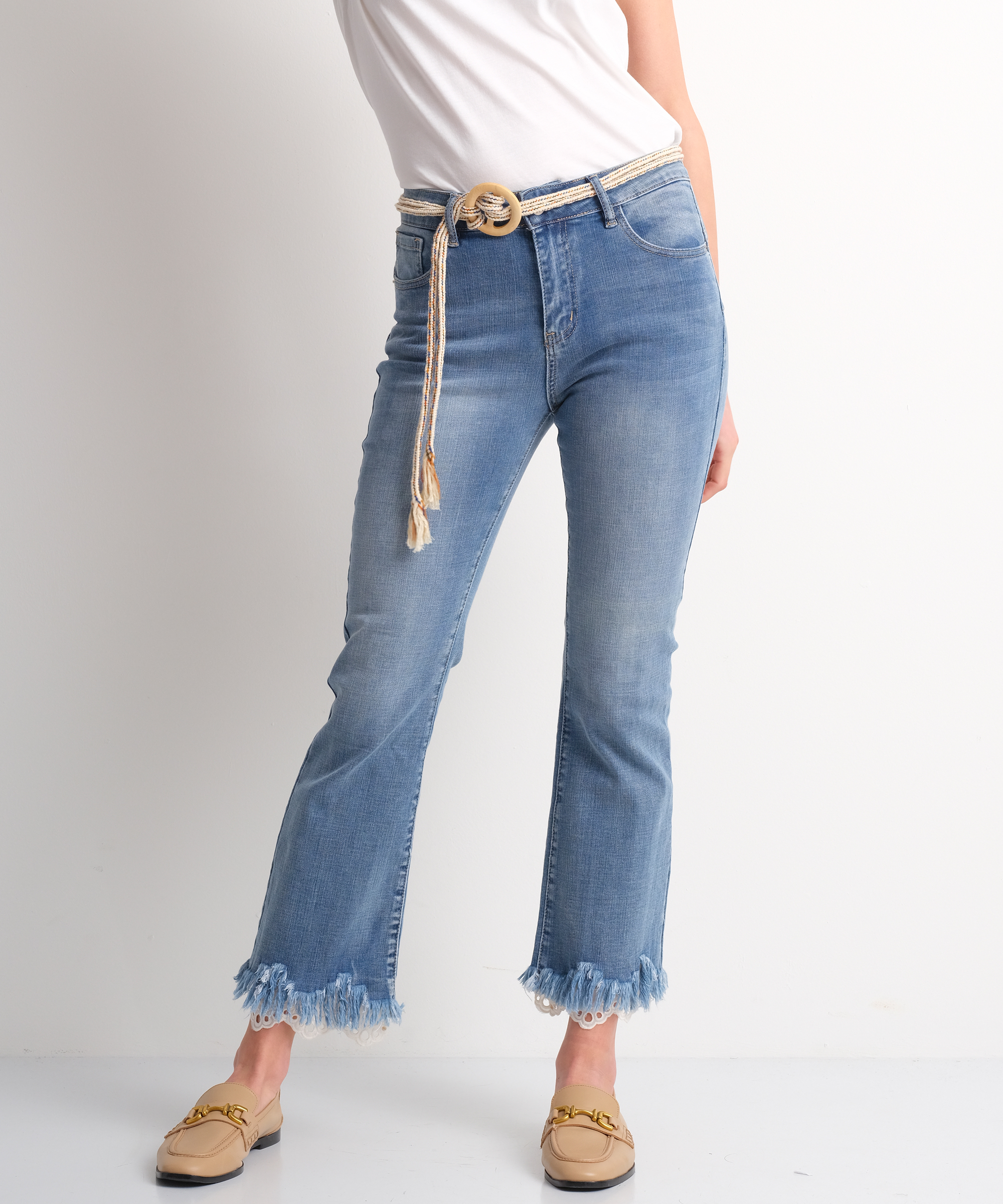 trendy flared jeans met riem