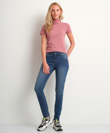 Skinny fit stretch jeans