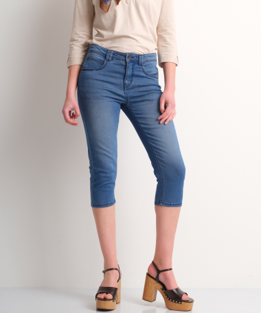 soft stretch capri jeans (mid)