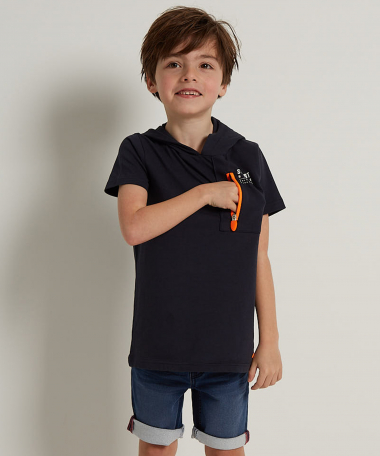 t-shirt capuchon en rits
